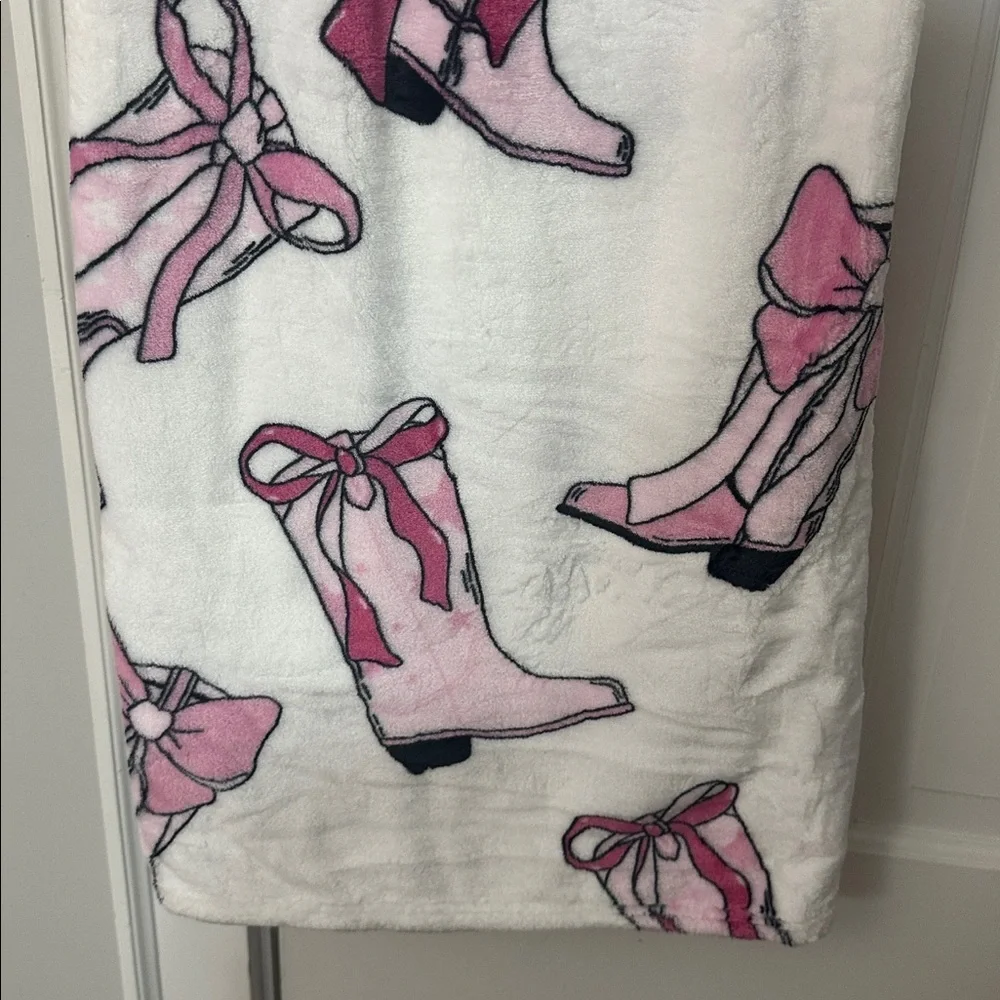 Lumina Lou cowboy boots and bows velour plush throw